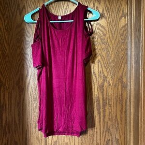 NWOT cold shoulder top- deep pink -2XL